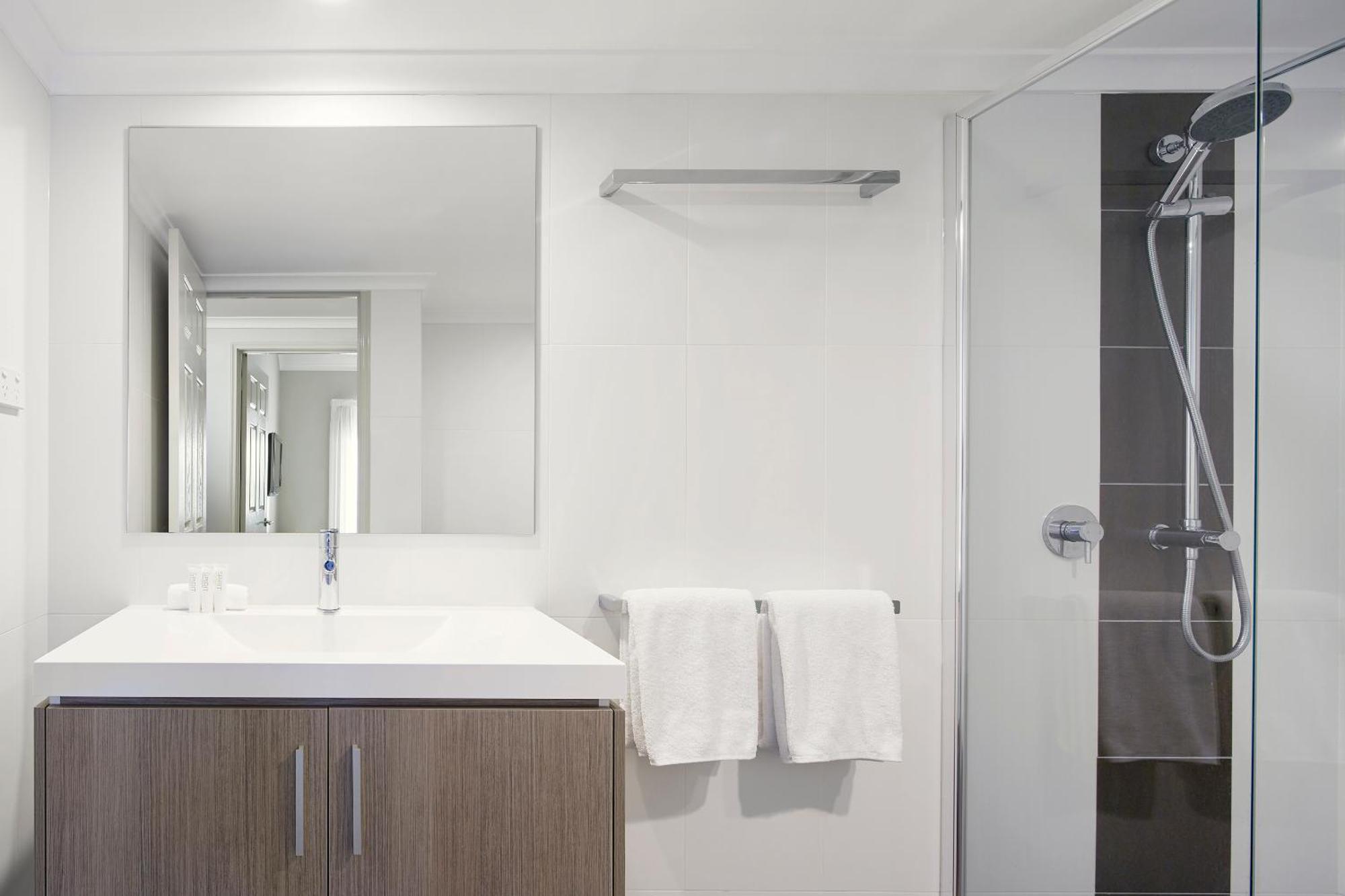 Pinnacle Apartments Canberra Esterno foto