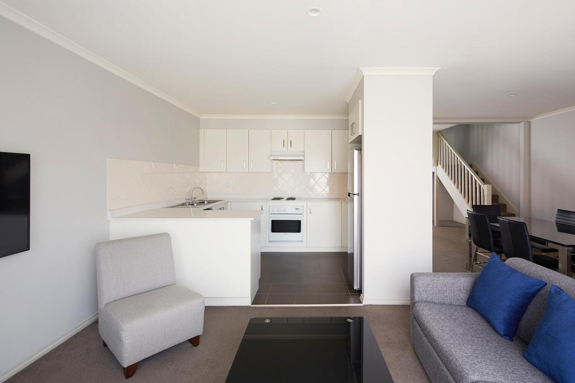 Pinnacle Apartments Canberra Esterno foto